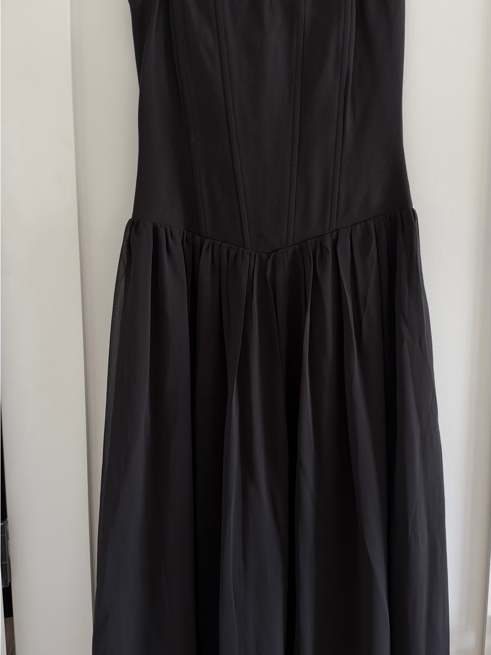 Windsor Black Strapless Prom Gown